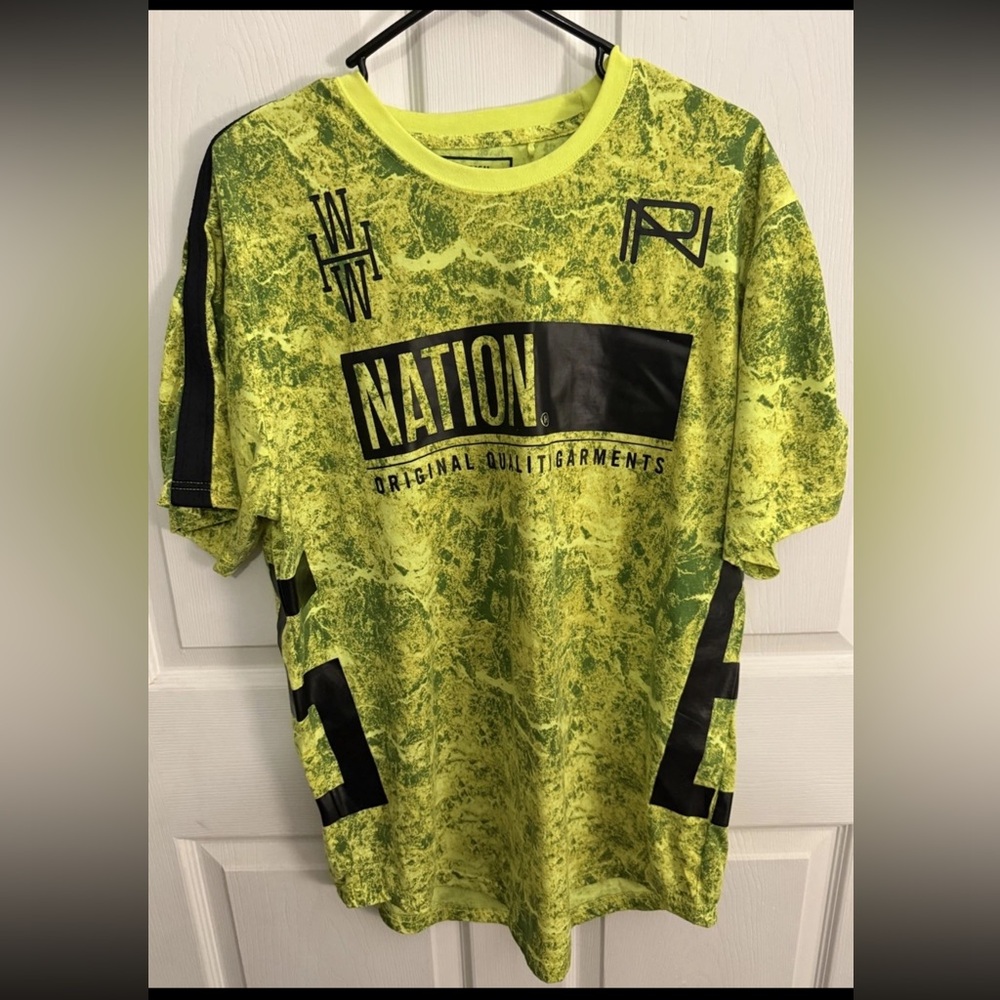 PARISH NATION Health Wealth Wisdom Bright Green Men’s Tee XL